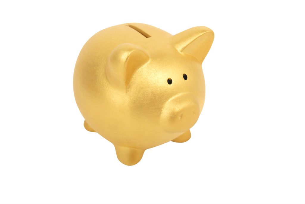 gold piggy bank, best ways to save money, save money on banking needs, cut costs on banking