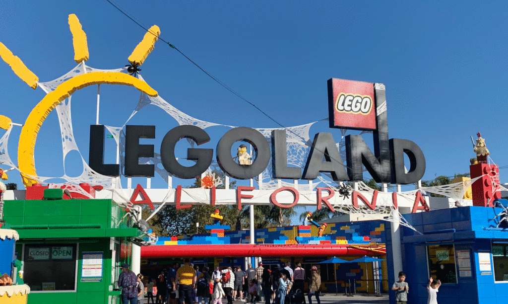 Top Tips for Legoland California around the holidays or anytime. 